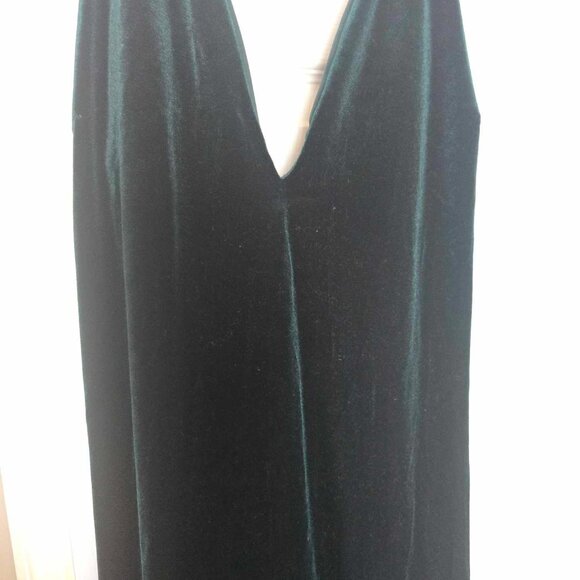 NWT: Fashion Nova Galant Velvet Dress - Picture 2 of 3